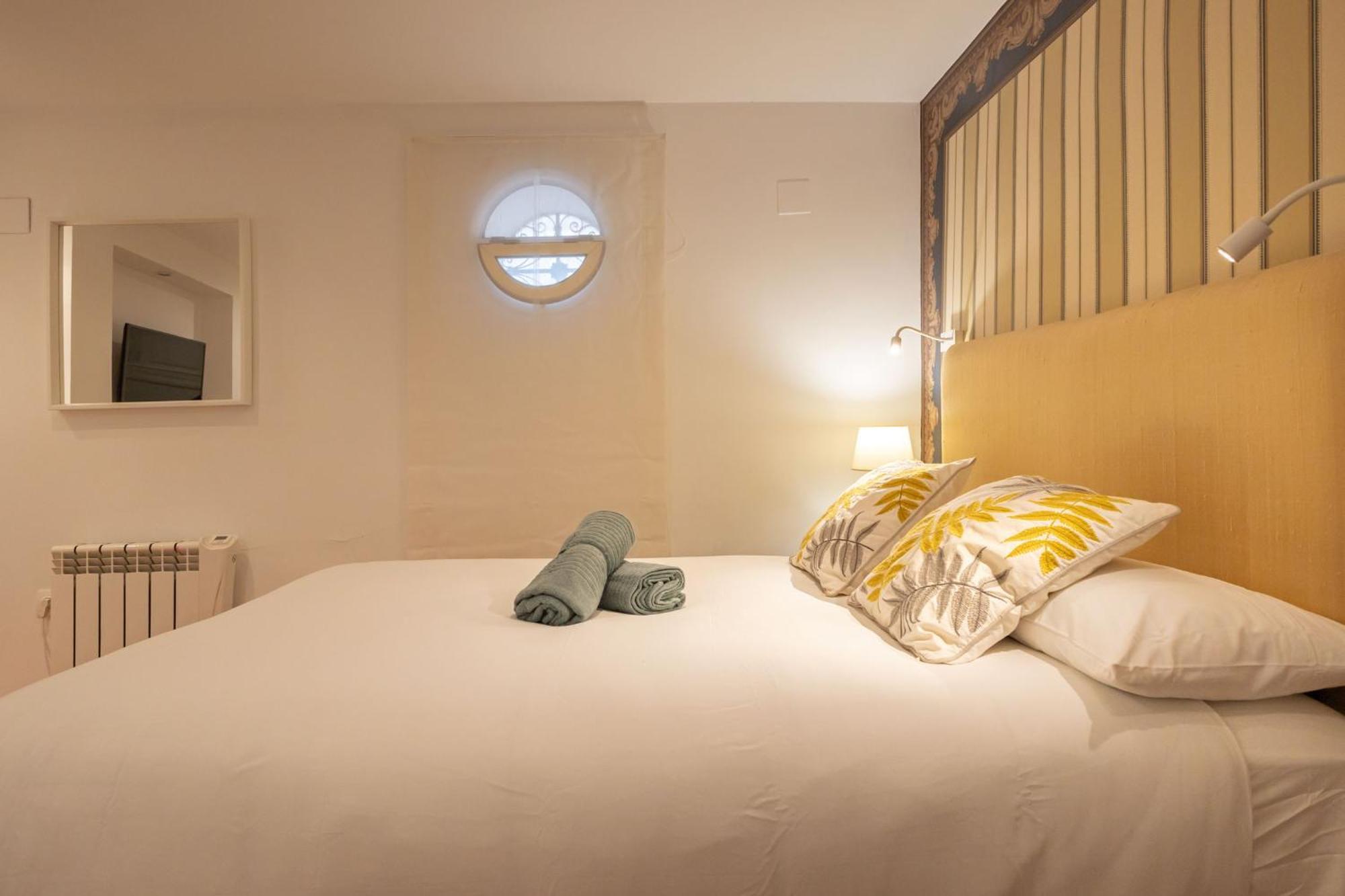 Charming 2 Bedroom Apartment At Plaza El Salvador By Ocityzen Sevilla Eksteriør bilde